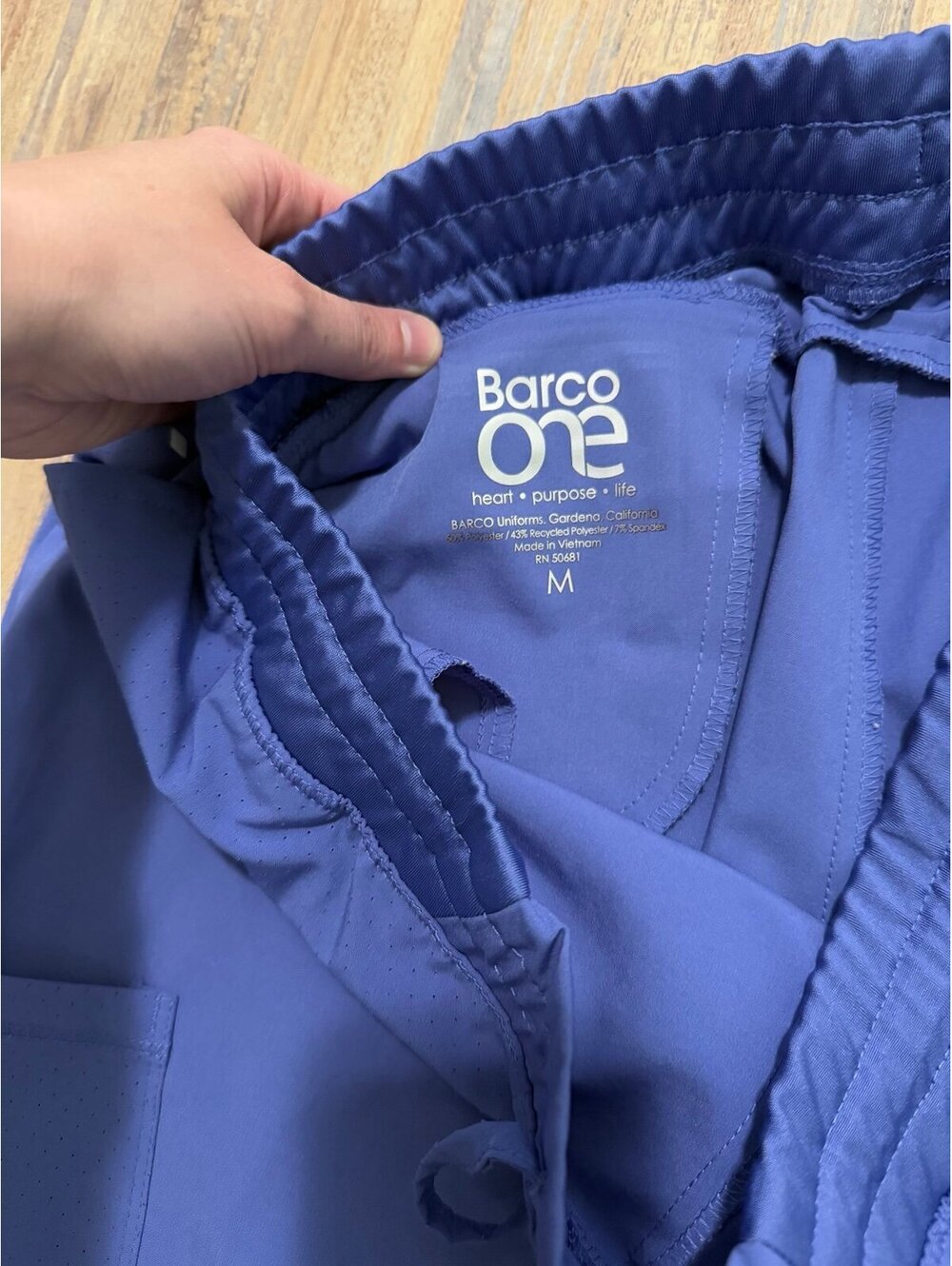 Barco one scrub joggers size medium bundle of 2 
Look new - Picture 3 of 6